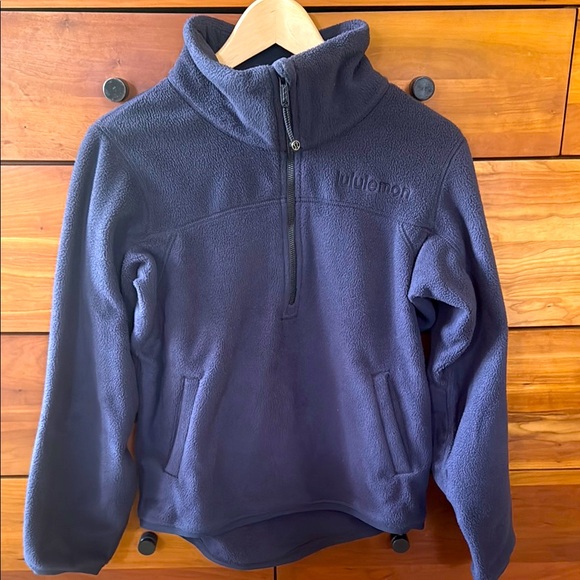lululemon athletica Jackets & Blazers - lululemon Women's Half-Zip Fleece Pullover in Black Night Size 2